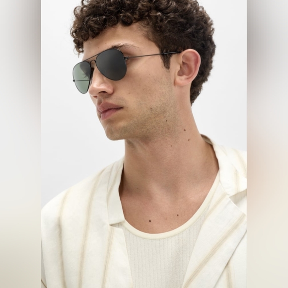 BRAND NEW Ray-Ban Aviator Classic Sunglasses - Picture 1 of 16
